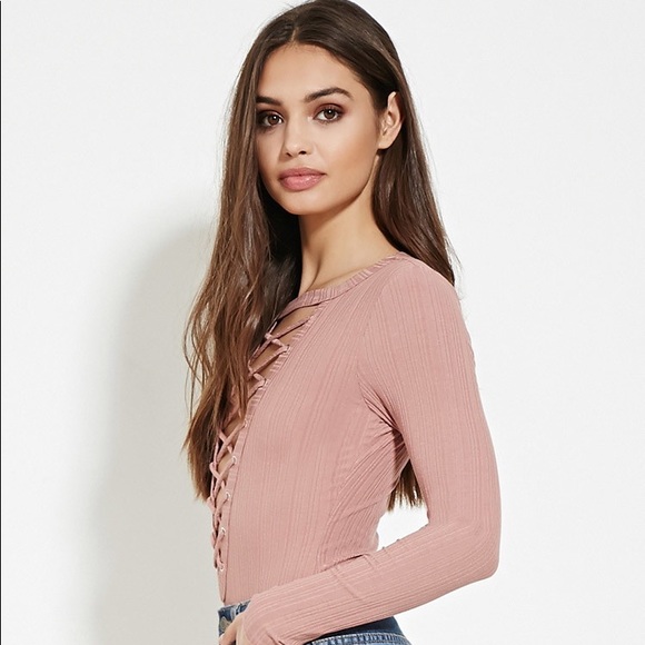 Forever 21 Criss Cross Bodysuit Size M - Picture 2 of 9